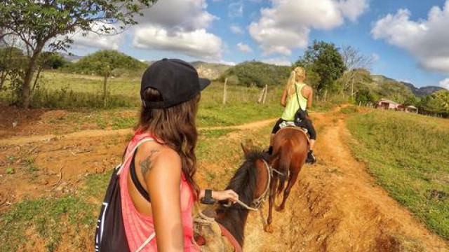 <strong>Vi�ales</strong>-Riding